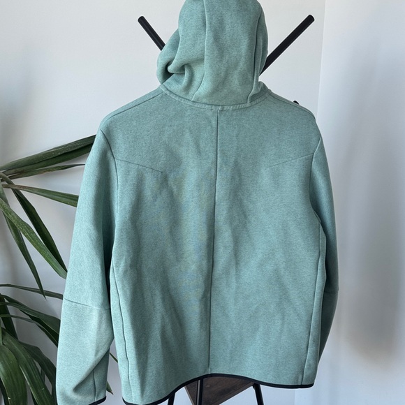 NIKE Ice Green Performance Jacket | Men’s Large | Full Zip - Picture 10 of 12